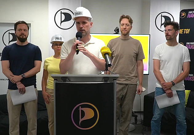 Za deset let 80 tisíc bytů pro 200 tisíc lidí, slibuje šéf Pirátů Hřib