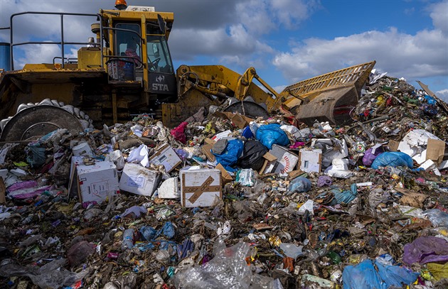 Hora odpadů u Nasavrk se zvětší, úřad už s rozšířením skládky souhlasil