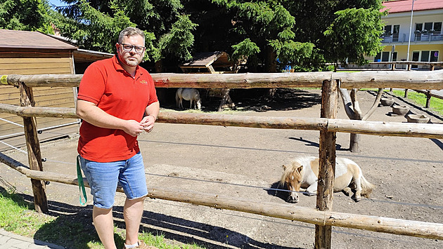 Hejtman se zbavuje expolitiků v krajských organizacích. Je to čistka, říkají