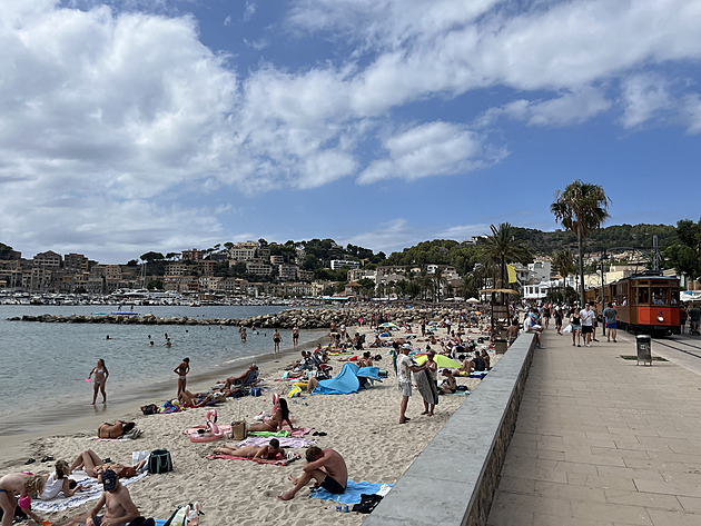 Schizofrenie na Mallorce. Turistů je málo, ale ostrov je odporně přeplněný
