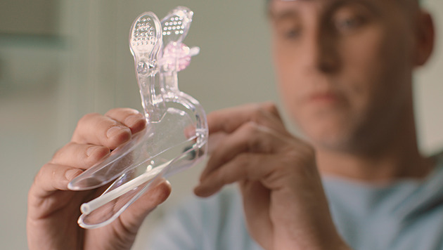 RECENZE: Daroval jsem krev a plazmu, tak proč ne sperma? hlásí cyklus Sperminátoři