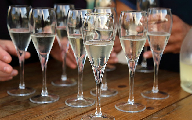 Obliba prosecca v Česku stále roste, loni se dovezlo 17,5 milionu lahví