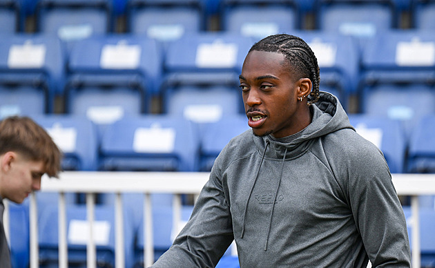 Čau, dobrý! Omotoye shání učitele češtiny. Jihlavu vidí jako ideální místo na restart