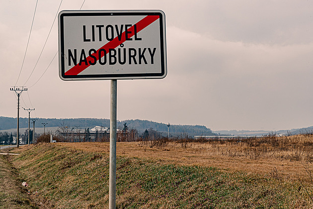 Městská část nesehnala učitele, ředitelka rezignovala. Škola v září zřejmě neotevře