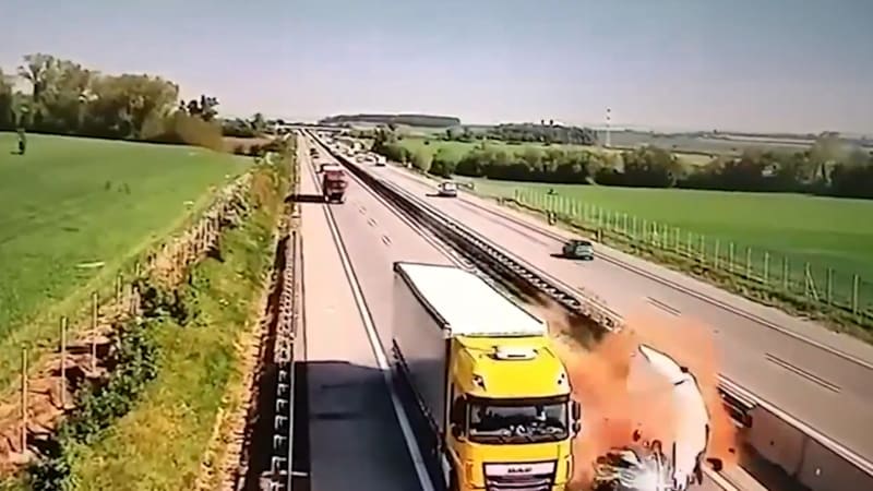 Policie nasadí speciální „šmírovací“ vozy. Natočí, co děláte za volantem, a potrestá nepozornost