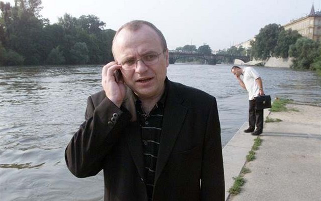 Primátor tvrdil, že je situace nadmíru výtečná. Za pár hodin Vltava zaplavila 18 stanic metra