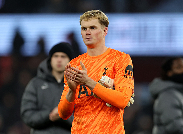 Fotbalové přestupy ONLINE: S Kinským počítáme, prohlásil trenér Tottenhamu