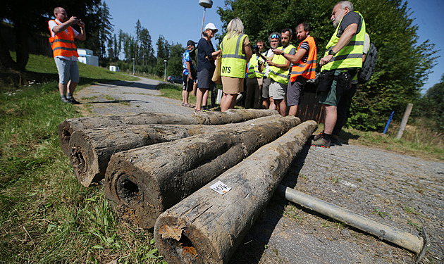 V Jihlavě našli unikátní dřevěný vodovod, trubky uchovají nečekaným způsobem
