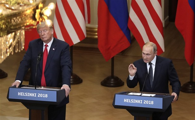 Trump bude s Putinem jednat bez přípravy i expertů na Rusko. Vyházel je