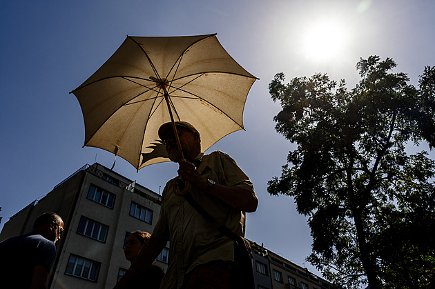 Startuje několikadenní vlna veder, může být až 37 stupňů