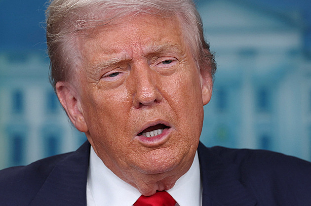 Trump nechce s Putinem na Aljašce jednat o dělení území, řekl Evropanům