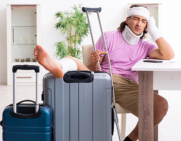 Poradna: Utrpěl jsem úraz na dovolené. Můžu získat nějaká odškodnění?