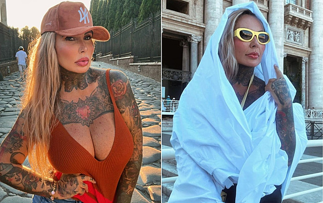 Žena byla příliš sexy na Vatikán, musela se zahalit do prostěradla