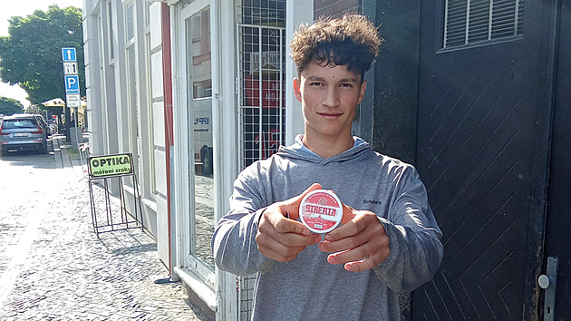 Test iDNES.cz: „Pán vypadat starší.“ Nezletilý v Kolíně nakoupil alkohol i tabák