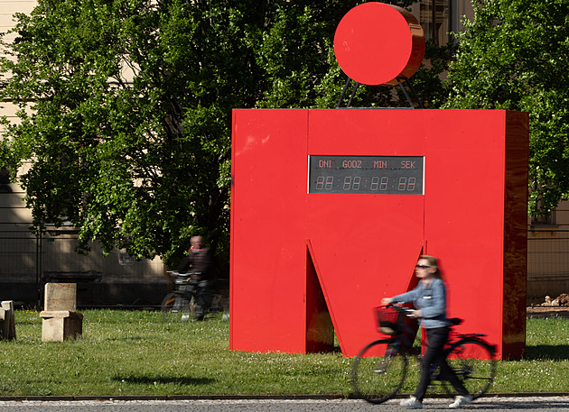 Kdo je lepší? Ironman vznikl díky při běžců a plavců. Letos opět rozproudí Hradec