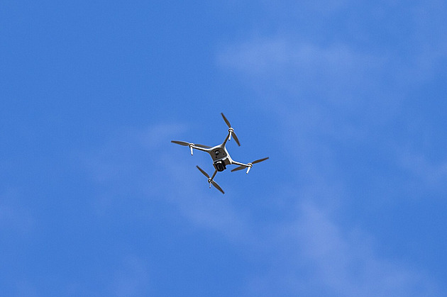 Litva bude učit děti sestrojovat a ovládat drony, postaví nová výcviková střediska